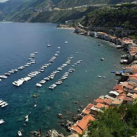 Ostello Scilla *