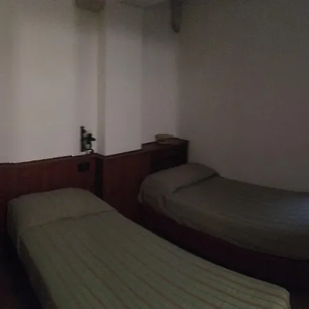 بيت شباب Ostello Scilla *
